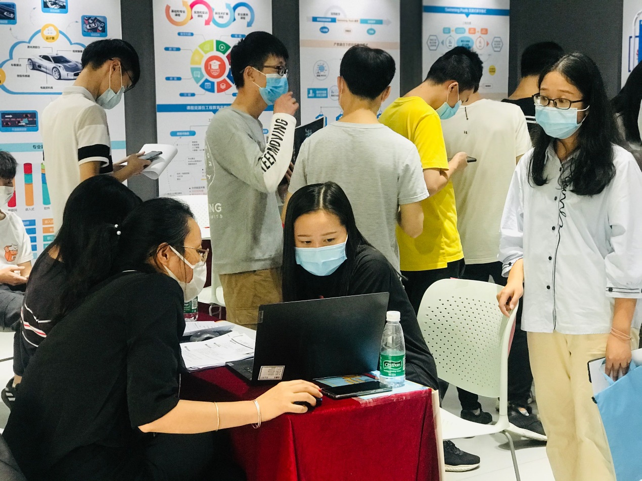 william威廉中文官网